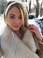 Индивидуалка-проститутка из Киева Sasha предлагающая минет в презервативе