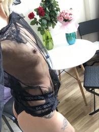 Проститутка-индивидуалка из Киева Катя с 1 размером груди