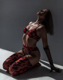 Проститутка-индивидуалка из Киева Марта с телефоном 0731044343